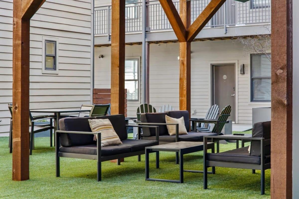 Cozysuites Music Row Stunning 2Br -Free Parking 05 Nashville Buitenkant foto